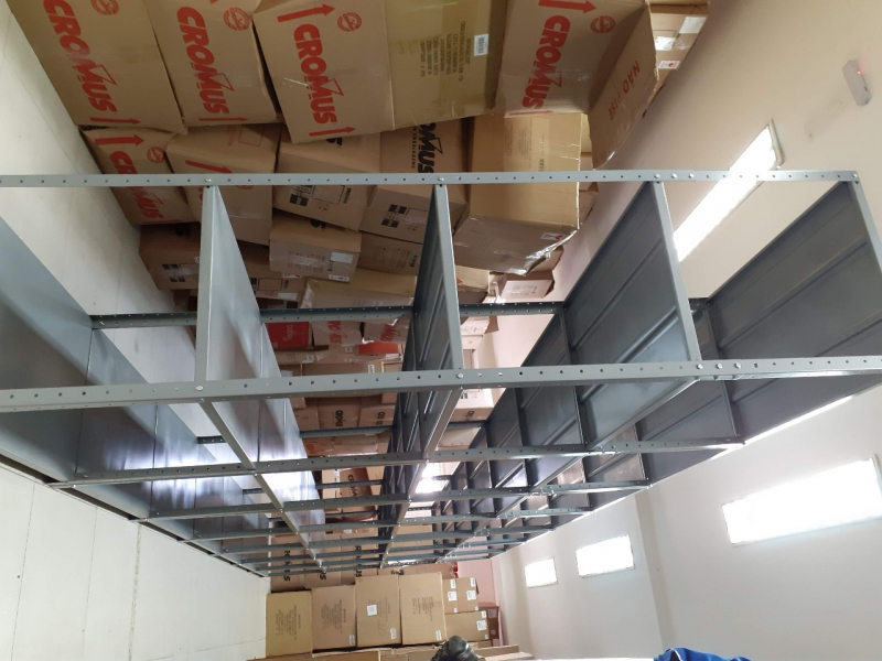 gondolas-em-aco-gondola-de-aco-central